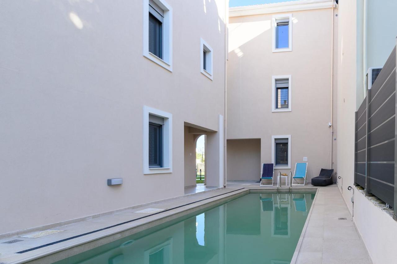 Momento Luxury Apartments Walking Distance From The Beach Nikiána Kültér fotó